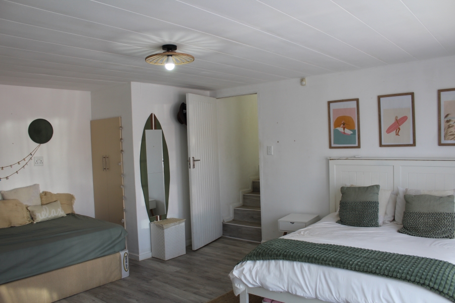 4 Bedroom Property for Sale in West Beach Eastern Cape